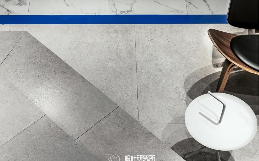 极简工业风办公室设计,打造高效与舒适空间-12