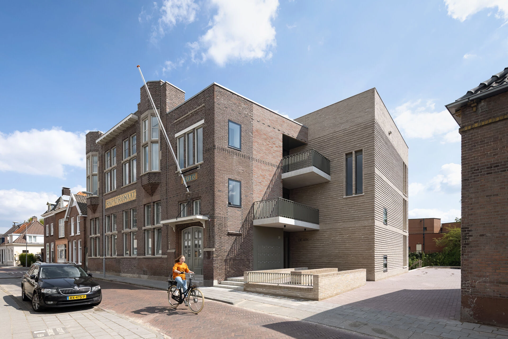 荷兰 Tiel 的 De Ark Tiel 公寓丨Zecc Architecten-12