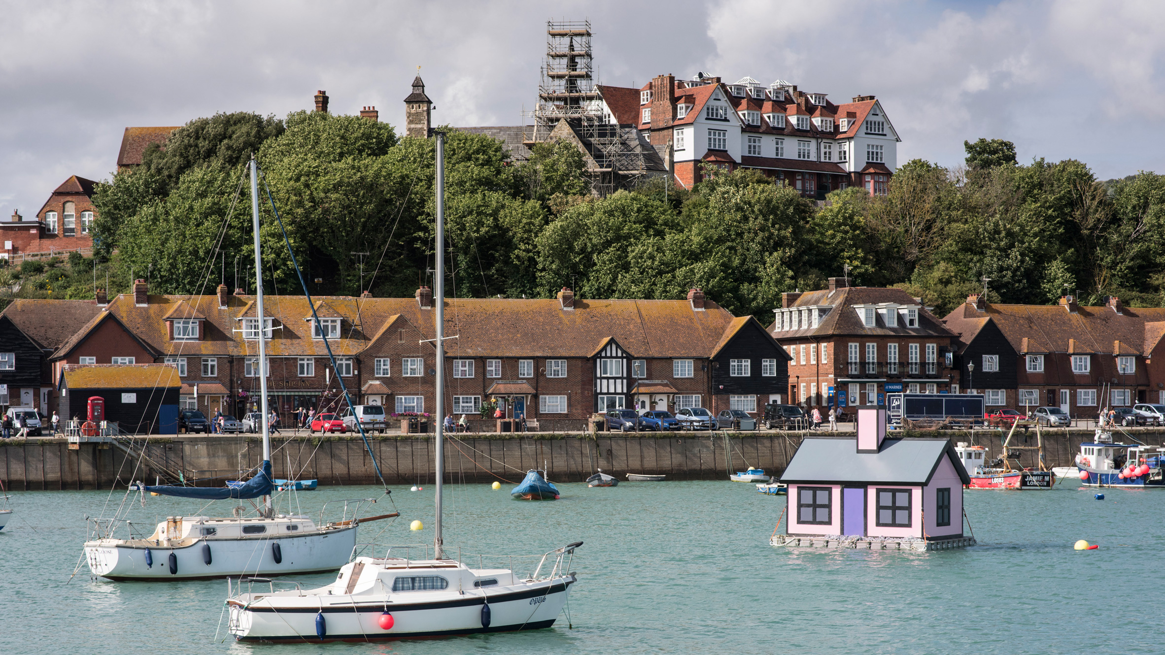 Richard Woods installs cartoon bungalows around Folkestone as a comment on the housing crisis-0