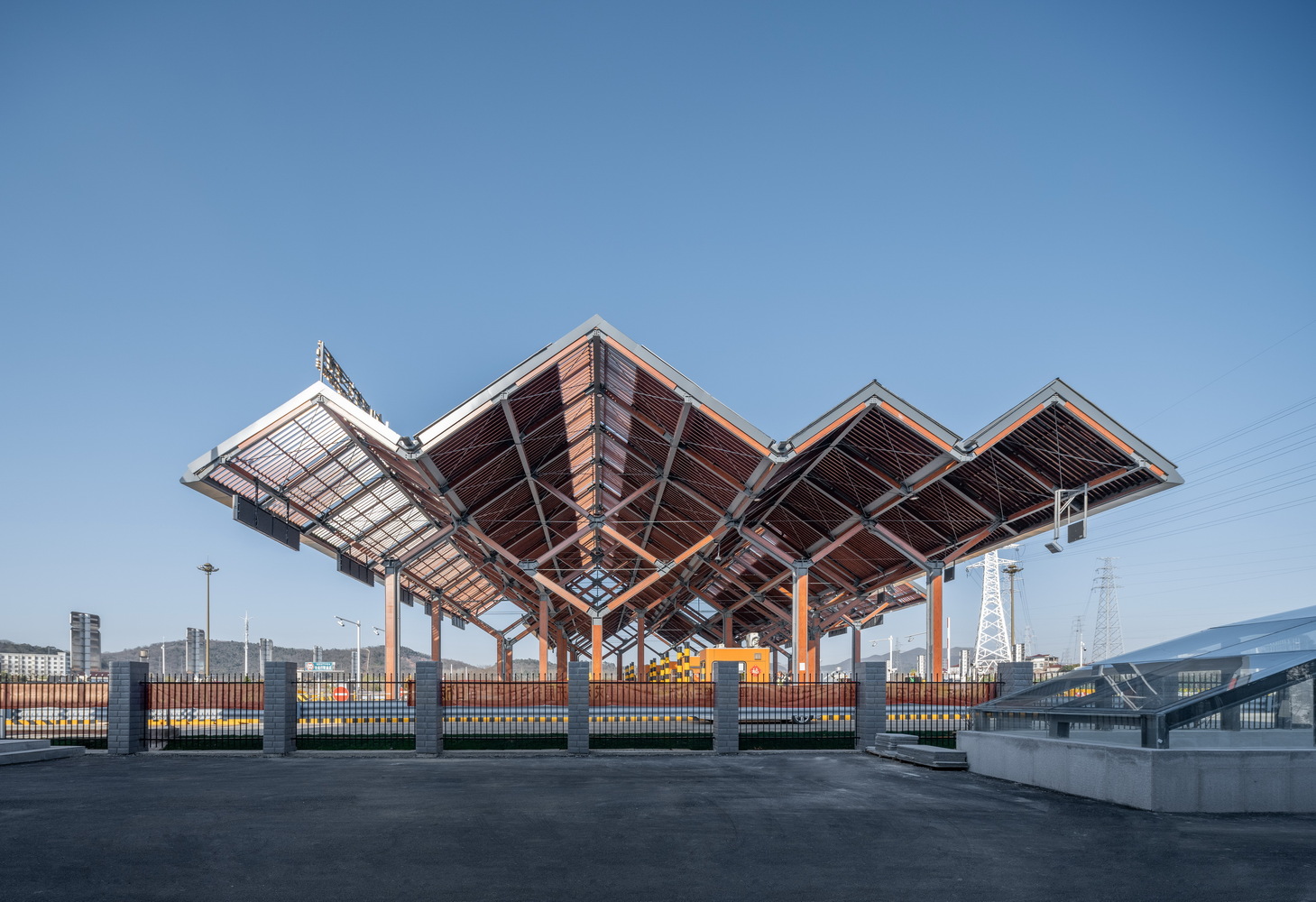 南京沪蓉高速汤山互通收费站大棚丨中国南京丨东南大学建筑设计研究院建筑技术与艺术（ATA）工作室-11