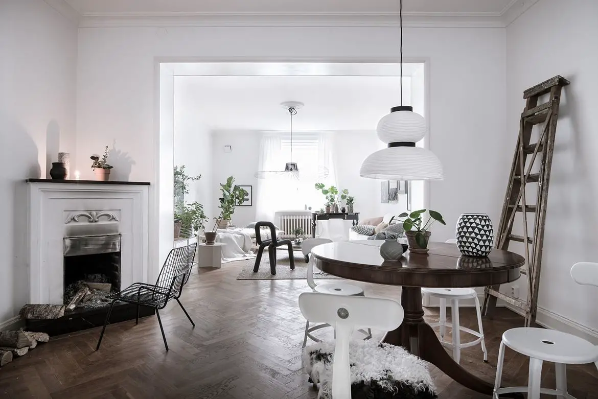 悬浮魅力 | Petite Friture 黑色吊灯设计-8