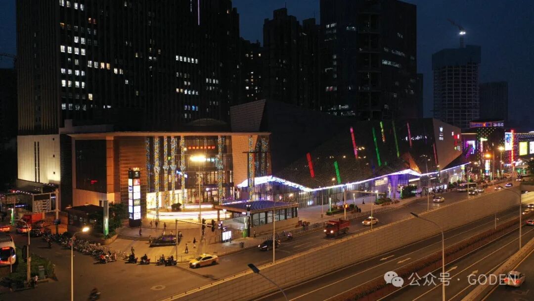 設計師分享|城市封面焕然一新-武汉世界城广场幕墙灯光升级-17