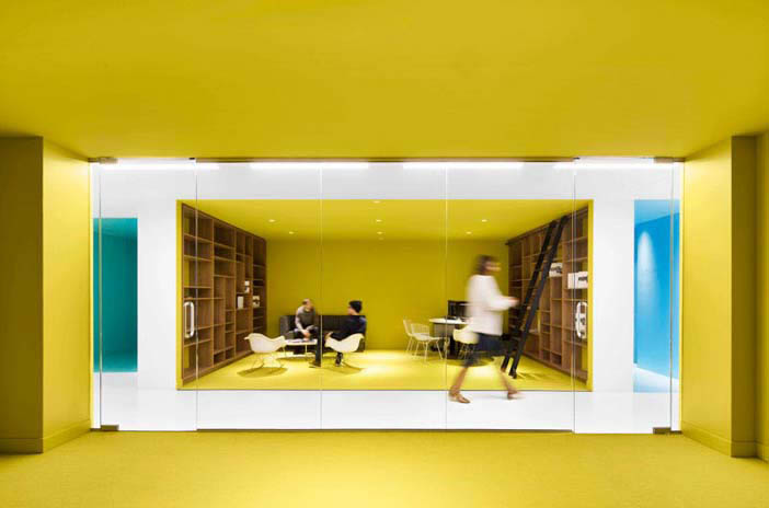 某娱乐公司色彩丰富的办公室设计丨加拿大蒙特利尔丨建筑公司ACDF-13
