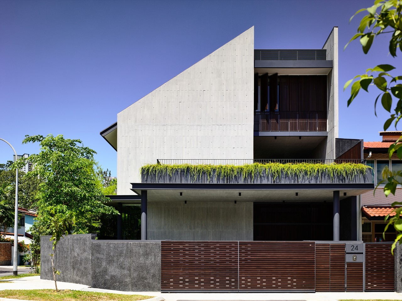 Cascading Courts   HYLA Architects-29