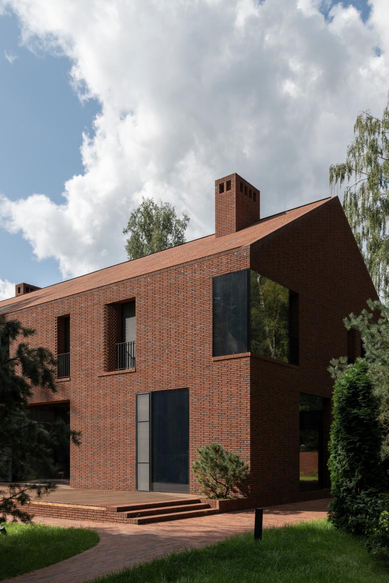 特罗伊茨克的私人住宅丨RussiaMoscow丨Sergey Skuratov Architects-12