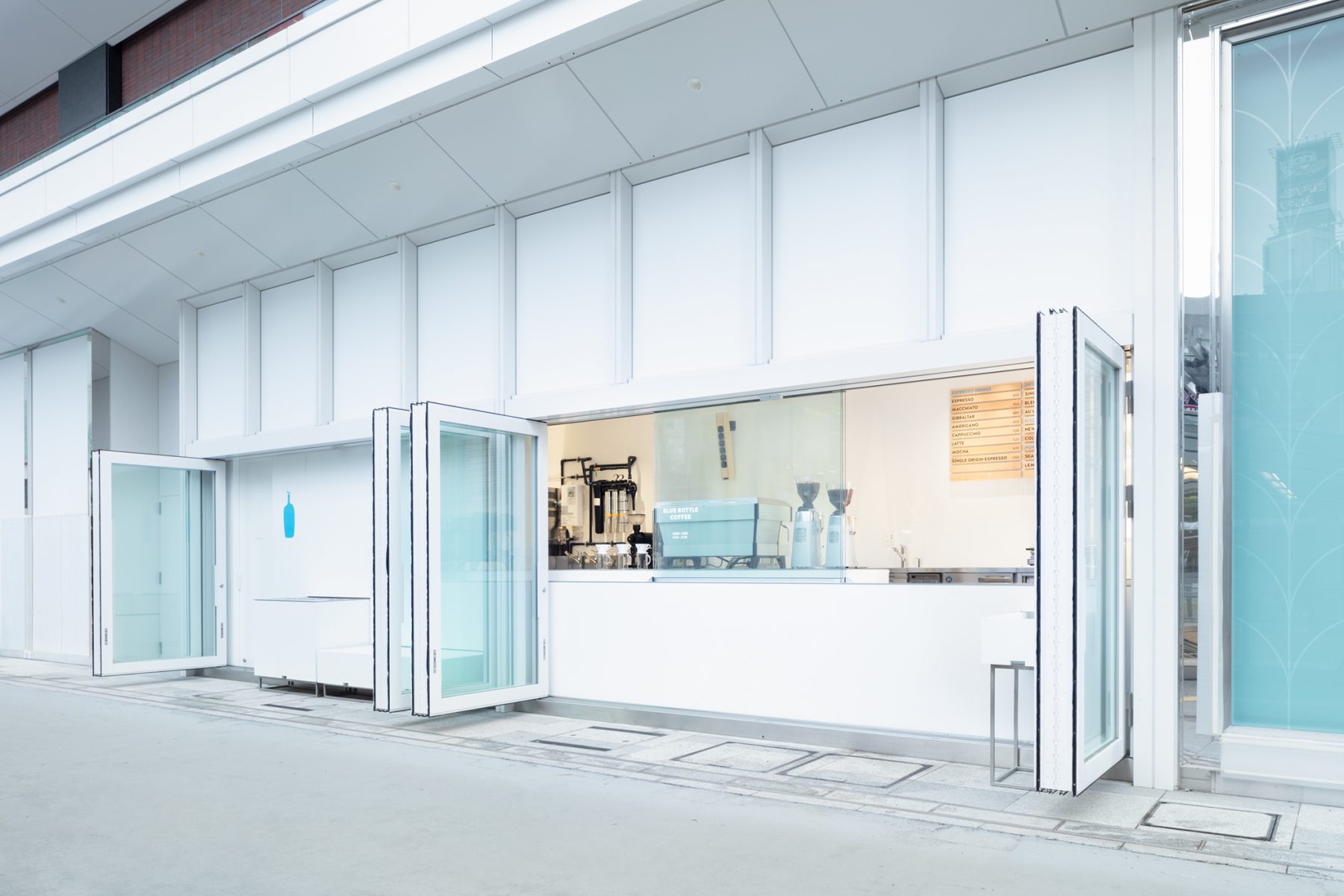 Blue Bottle Coffee NEWoMan YOKOHAMA Cafe Stand | Schemata Architects / Jo Nagasaka-4