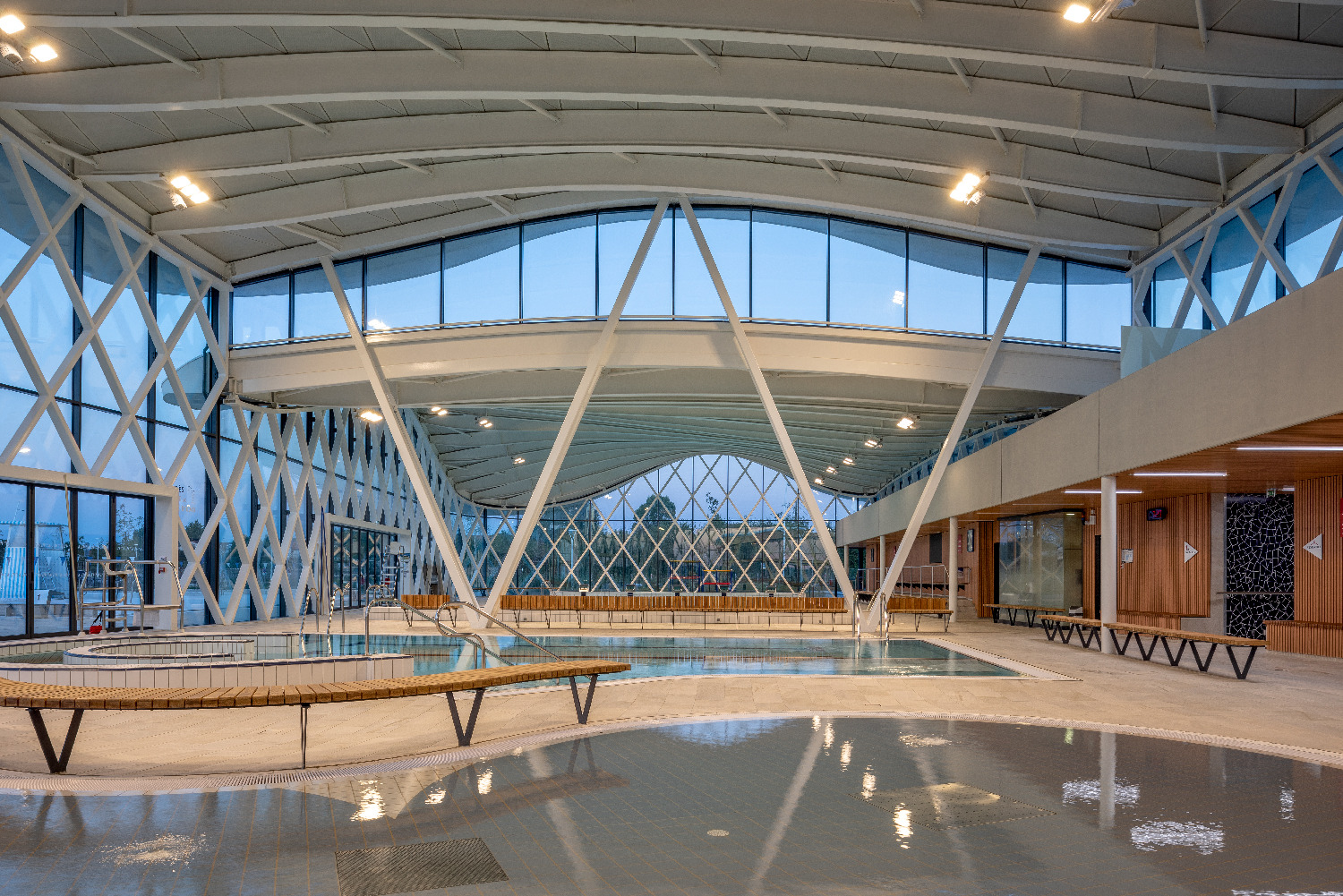 体育馆丨MultiplexeAquatique-147