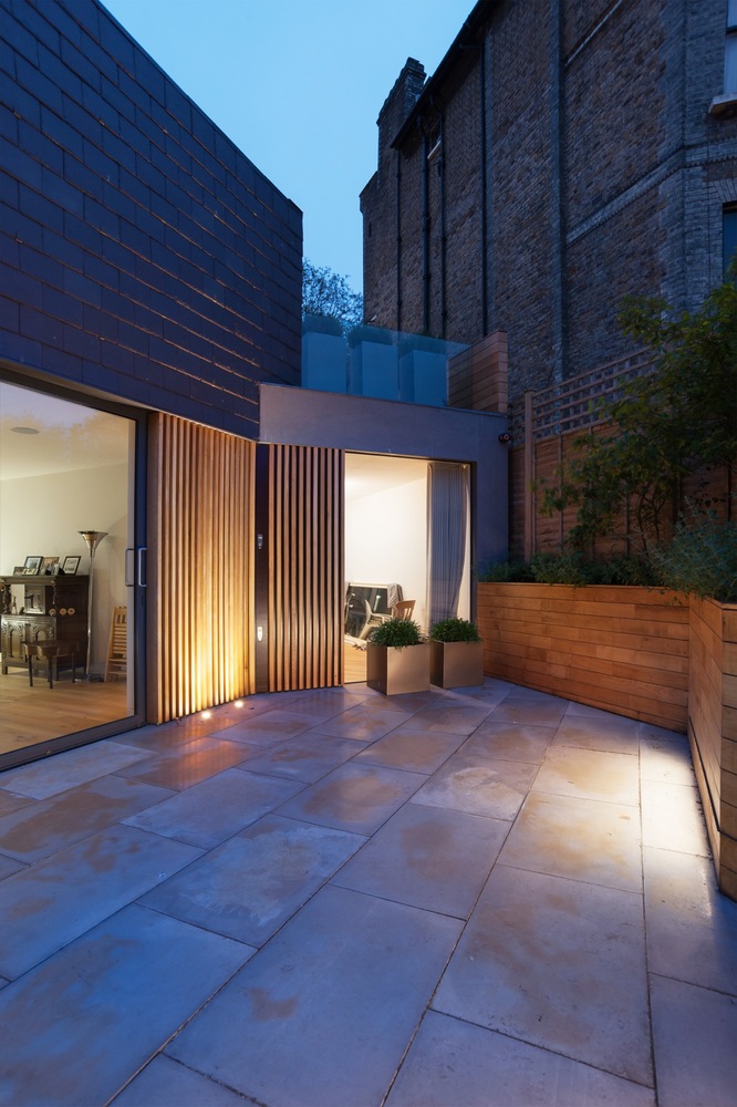 伦敦北部惊艳扩建 | 木火、玻璃与石灰石的和谐共融-43