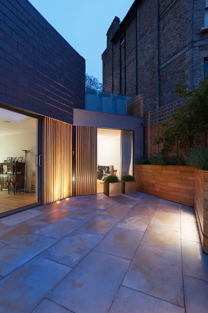 伦敦北部惊艳扩建 | 木火、玻璃与石灰石的和谐共融-43