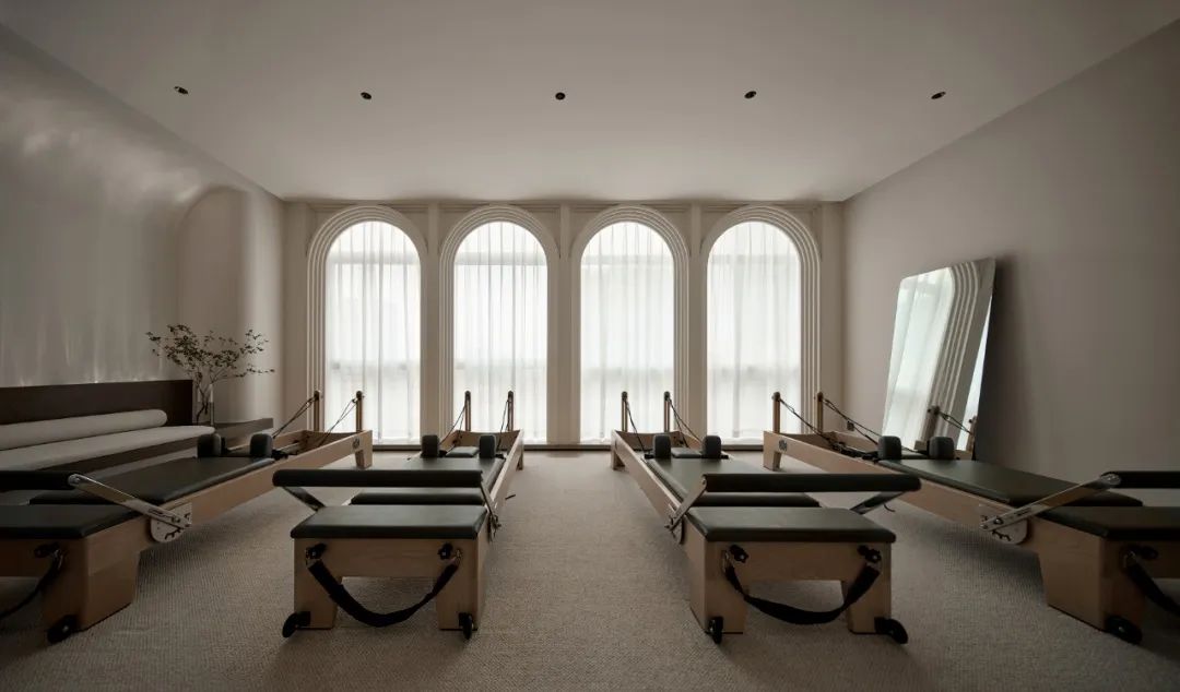 UI普拉提健身馆丨中国惠州丨山隐空间设计事务所-47