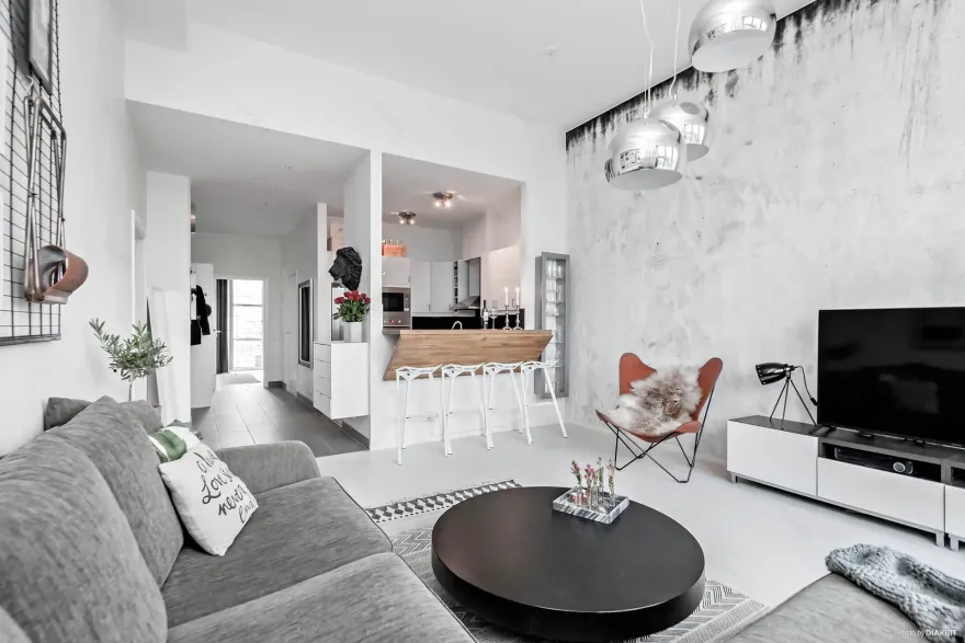 城市景观下的卧室阁楼设计-1