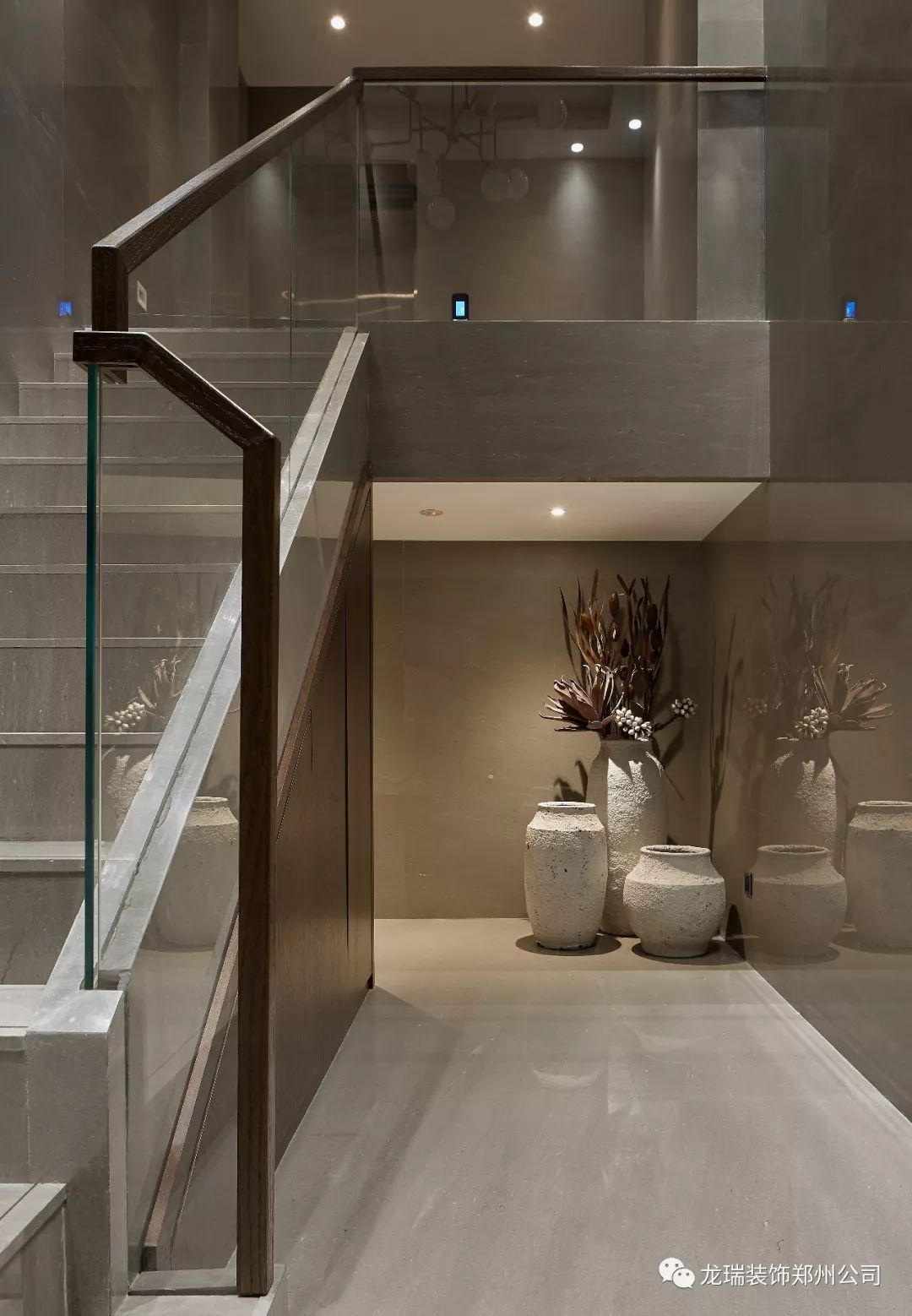 北冥之梦 | 现代简约的普罗旺世温泉别墅设计-17