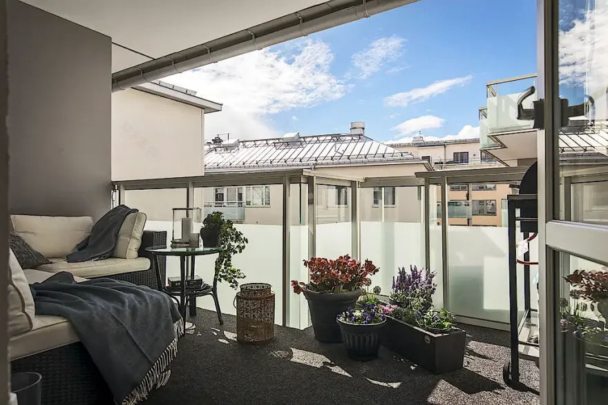 瑞典家庭公寓的色彩碰撞-17