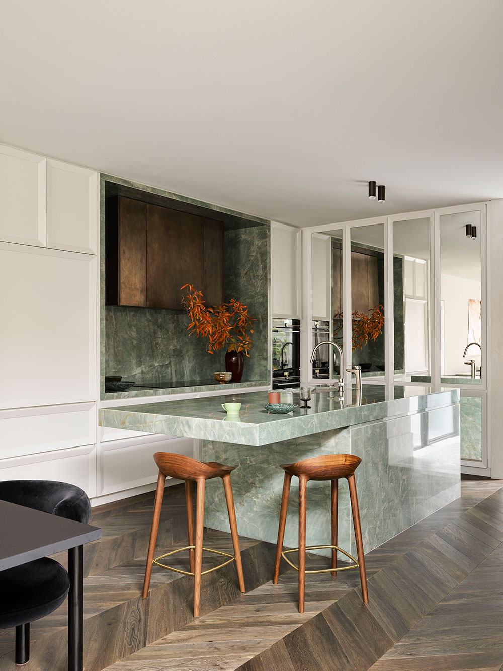 悉尼现代豪宅 | 独特配色与精致细节的完美结合-4