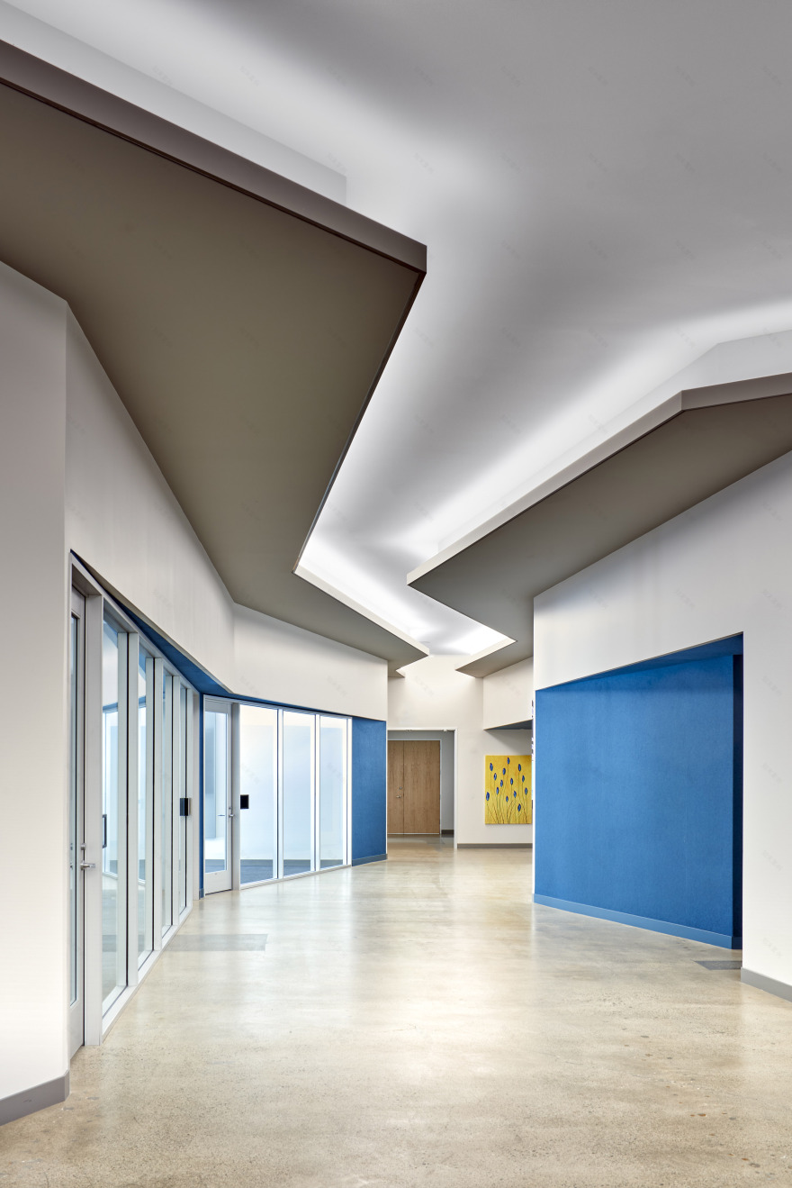 Corten Ribbon | Walnut Creek 的锈色钢铁艺术入口-27