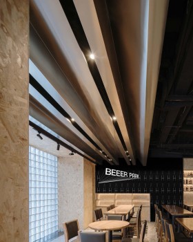 BEEERPARK 惠城店丨中国惠州丨朱海博建筑设计事务所