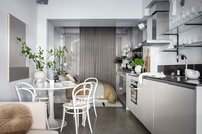 瑞典白色公寓，一窗一镜尽显经典魅力-9