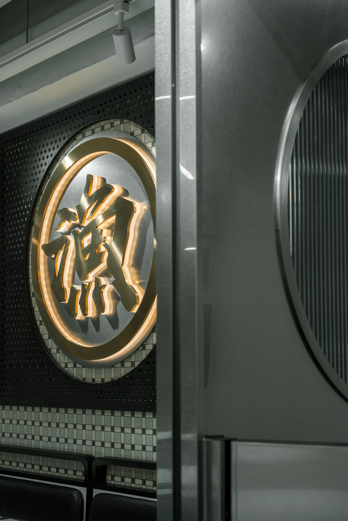 小吃店丨中国香港丨March Form-6