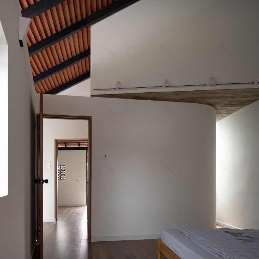 家庭中心概念设计 | 活跃“空灵”空间-38