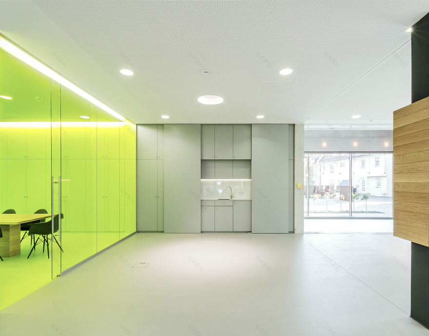 Greiner总部大楼,德国 / f m b architekten-23