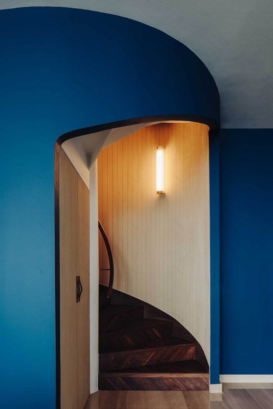 Interior Designer Gabriel Tan take on the Penthouse that Celebrates Irregularities in Singapore — Design Anthology-9