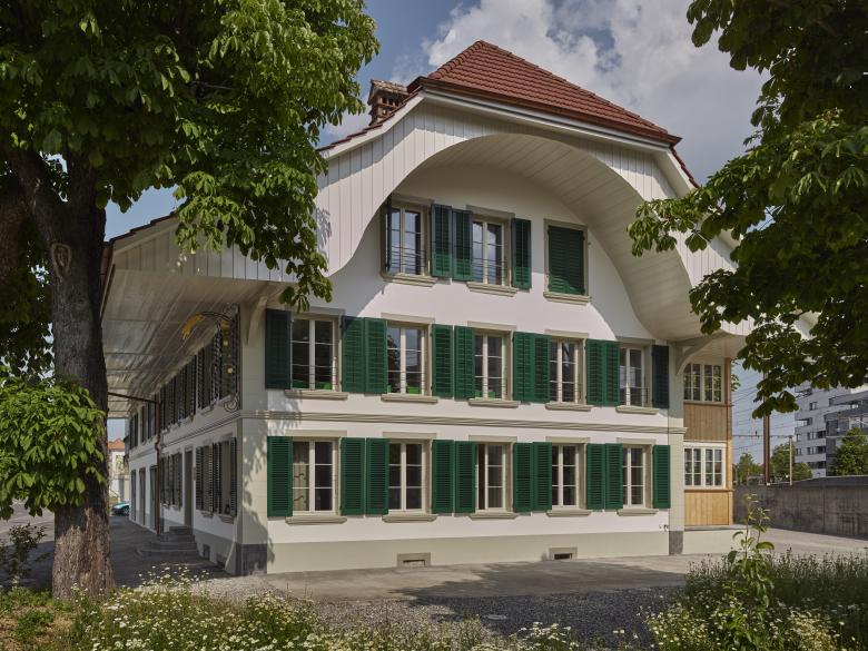 诺伊豪斯图恩丨瑞士丨akkurat bauatelier GmbH-0