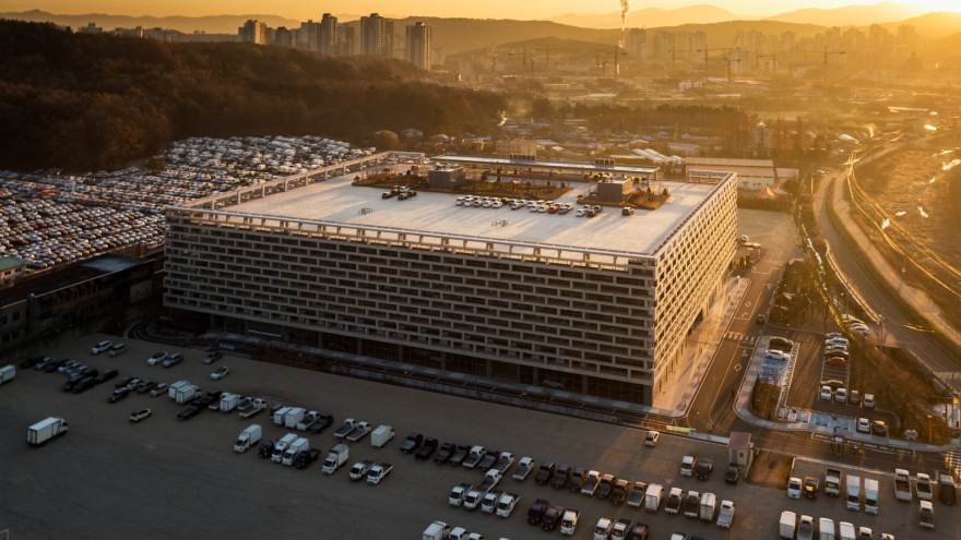 韩国 DAuto Mall 多功能混合建筑丨KARO Architects-20