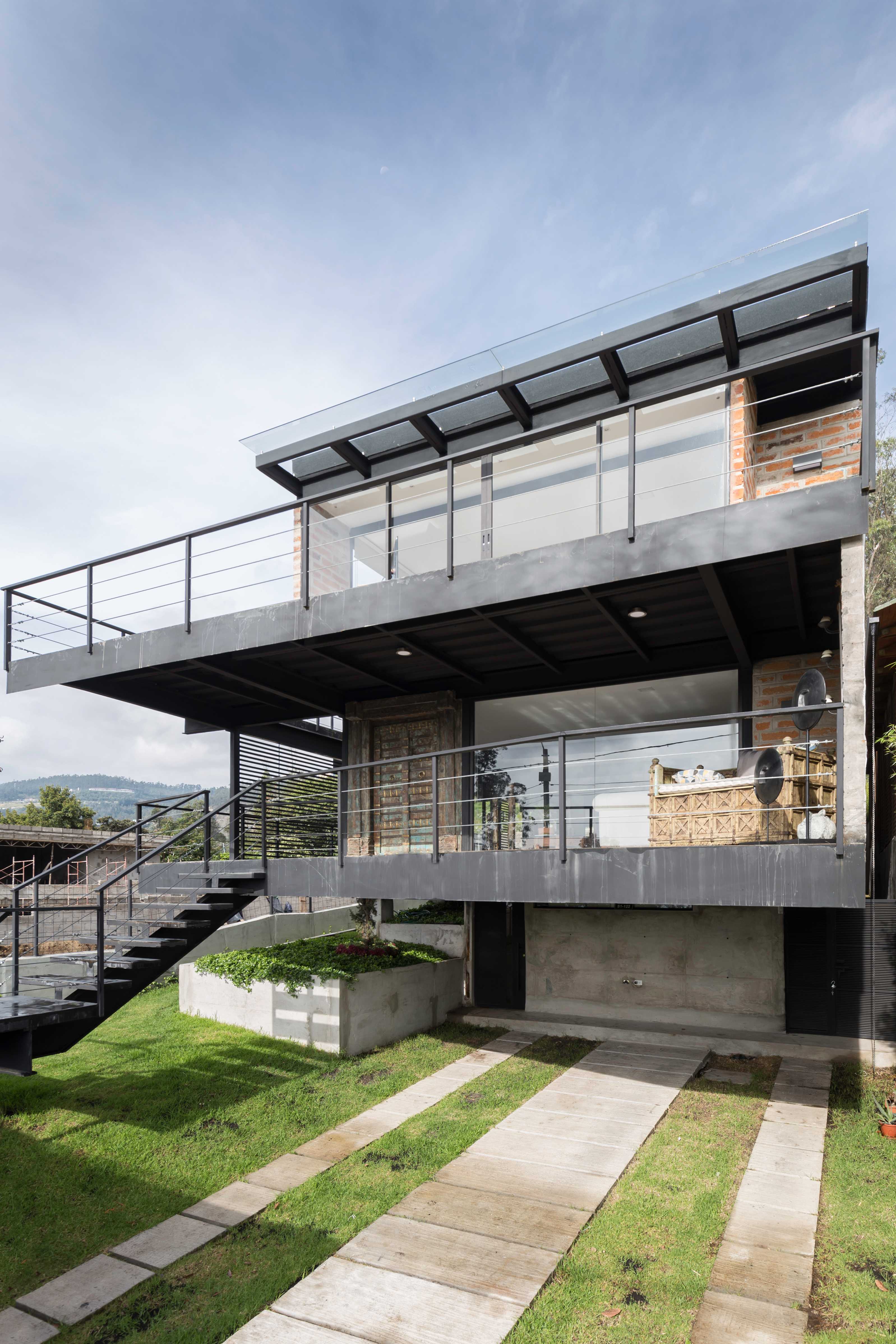 horizontal house 2-0