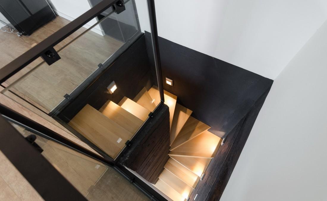 33 楼顶层之家-30