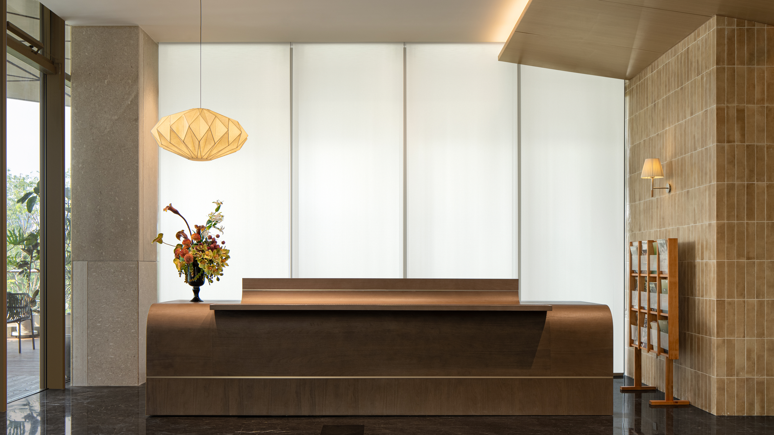 广州南站 · 檐下集丨中国广州丨超级平常空间设计-33