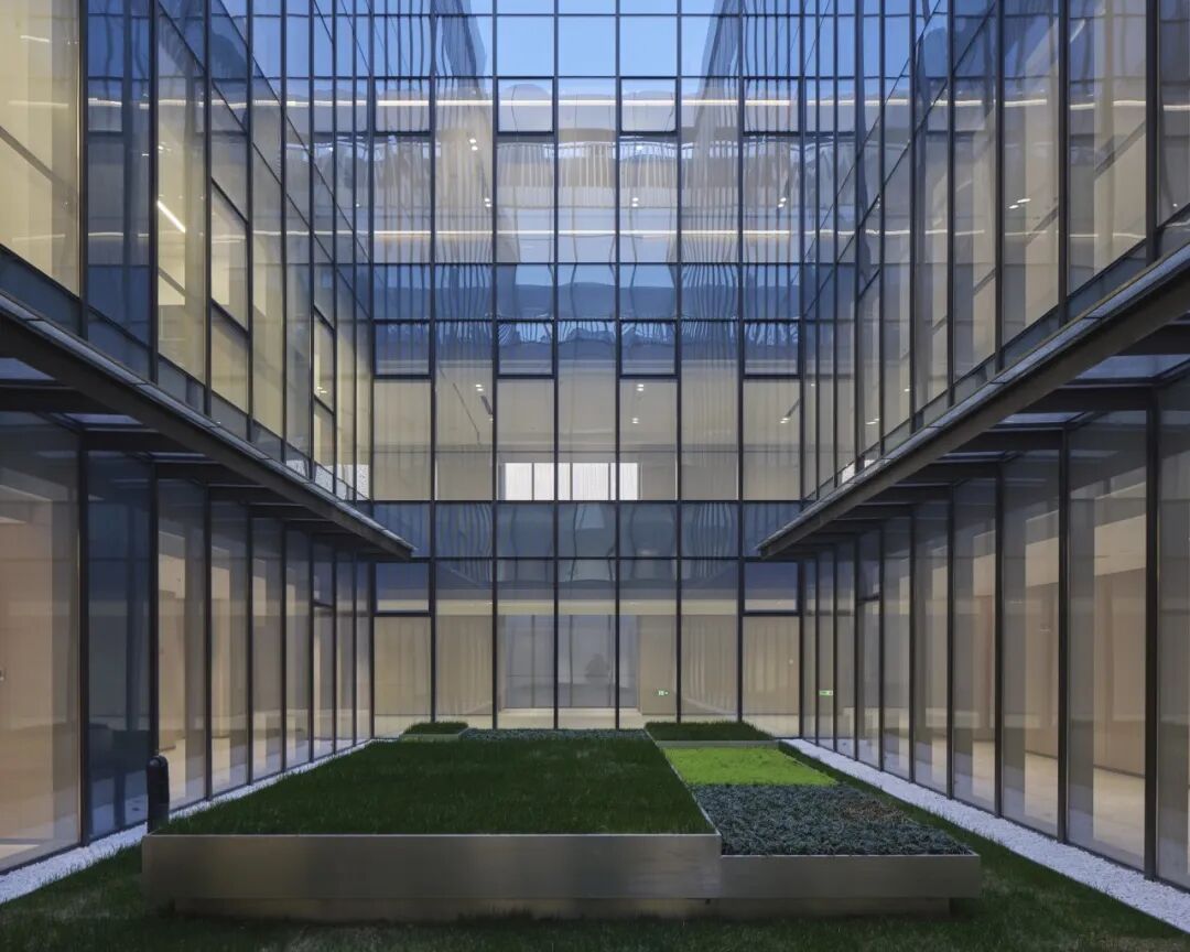 上海机场运行指挥中心扩建工程丨中国上海丨华建集团华东建筑设计研究院有限公司-36