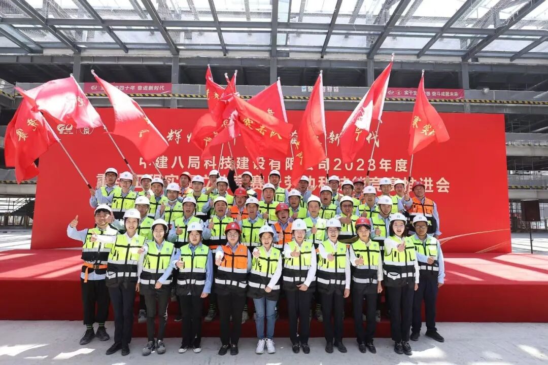 【一线写真】一座桥的故事：节序更替，他们用匠心绘就沪上科创新蓝图-24