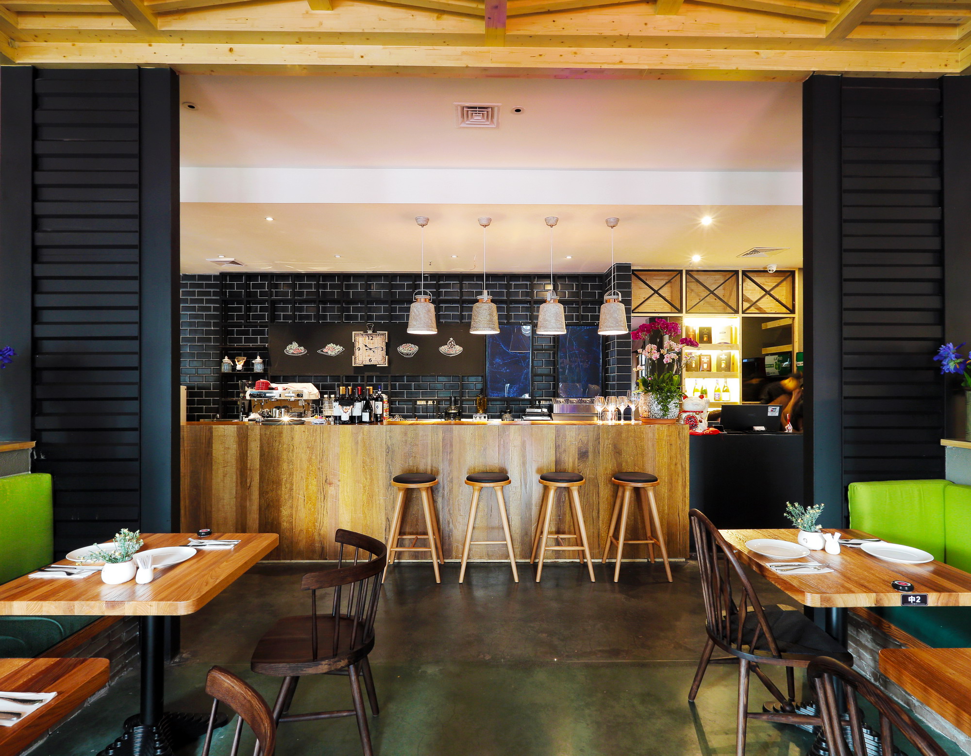 HS翰思设计 东莞朗晴轩创意西餐吧-10