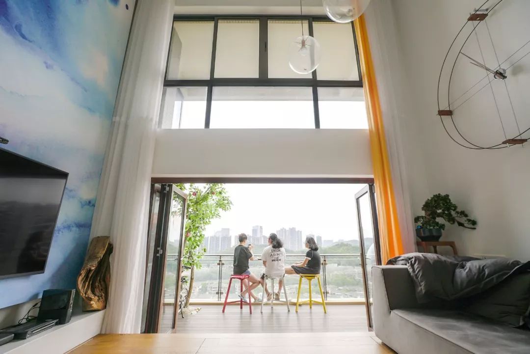 他在20楼挖池塘、造园子，把家改成空中花园，只花3000元-21