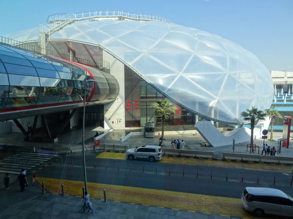 フェラーリ・ワールド・アブダビ | UAE の建築【世界建築巡り】-76