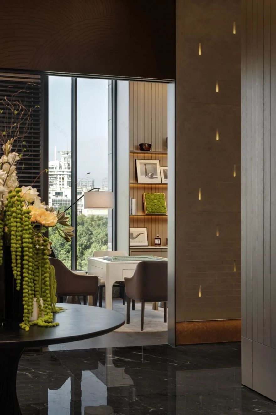 栋三尺设计|依山望江,空间中的精神秩序——现代奢居的仪式与尺度-32