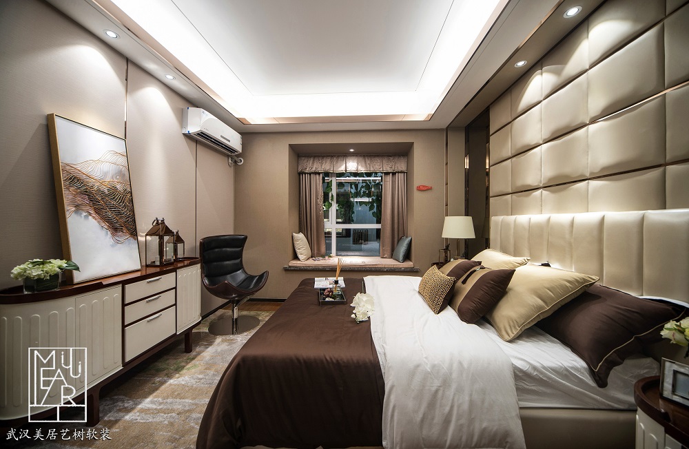 现代港式风格打造 100㎡优雅轻奢空间-23