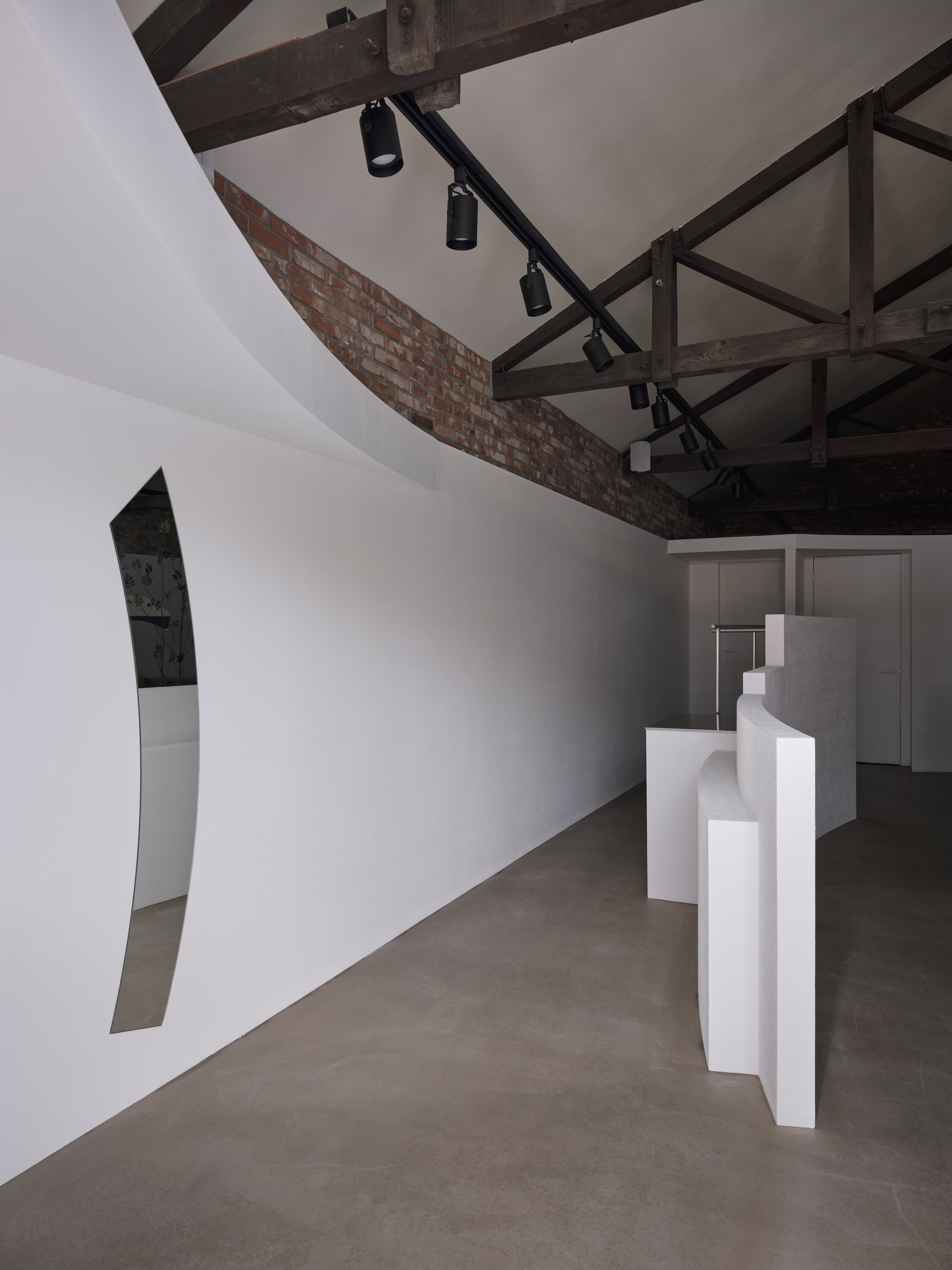 Atelier Hosoo 空间设计丨design by 83-25