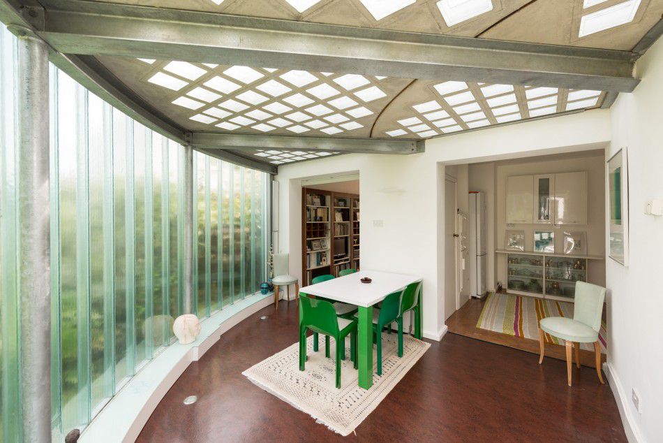 House Designed by Oliver Hill in 1935 is Currently for Sale-25