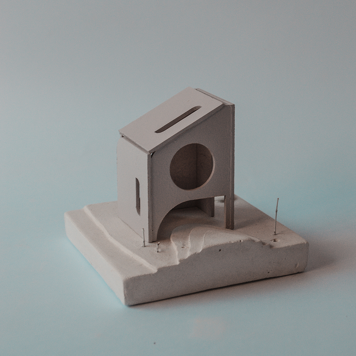 The pit with the three fountains - object-e.net-17