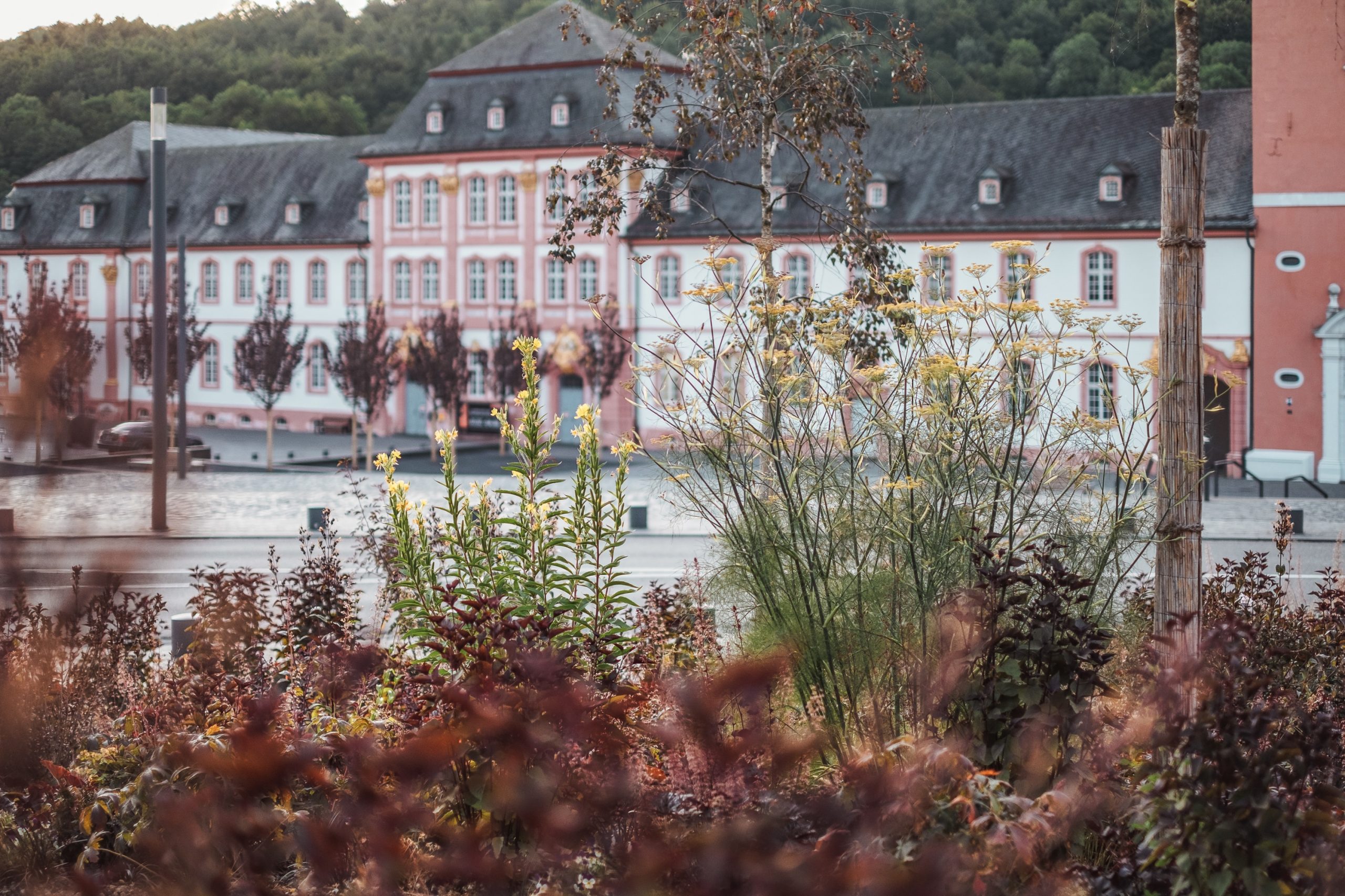 德国普吕姆·圣萨尔瓦多教堂广场设计丨Planorama Landschaftsarchitektur-19