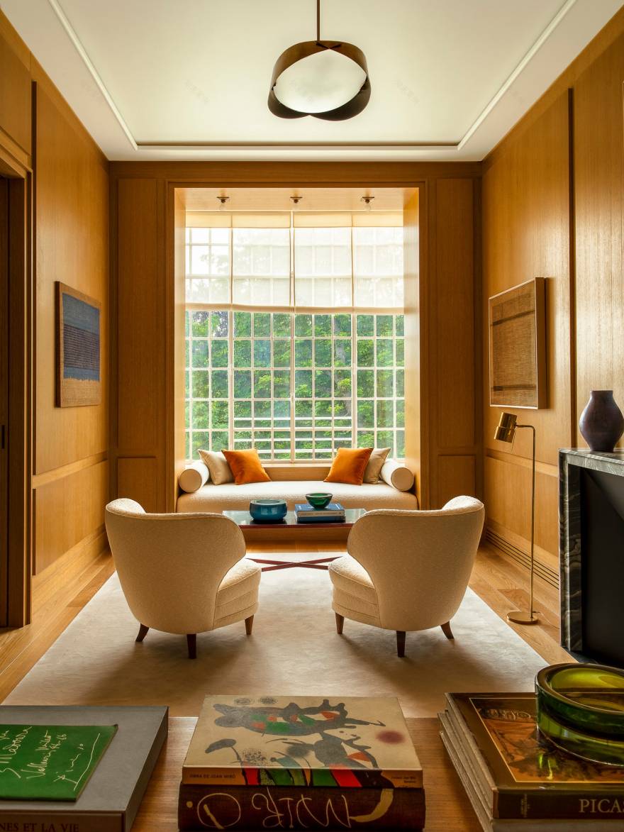 巴黎梦幻公寓 | 艺术藏品的优雅展示-1