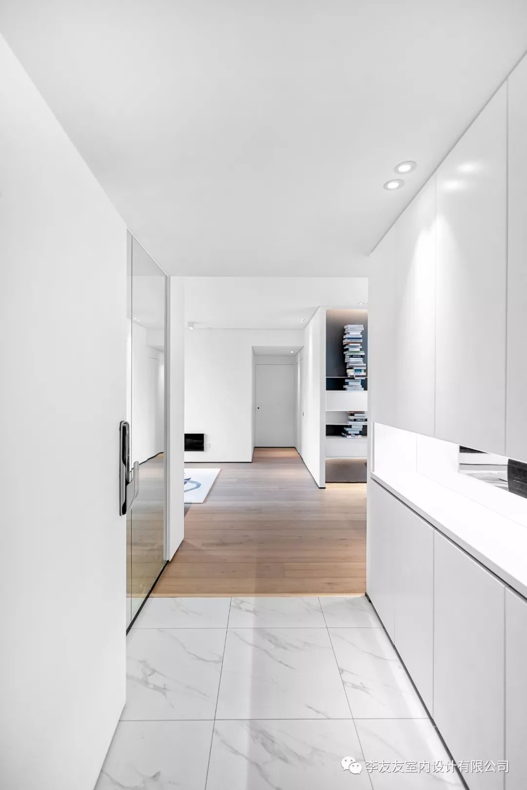 李友友设计打造现代极简医生家-2