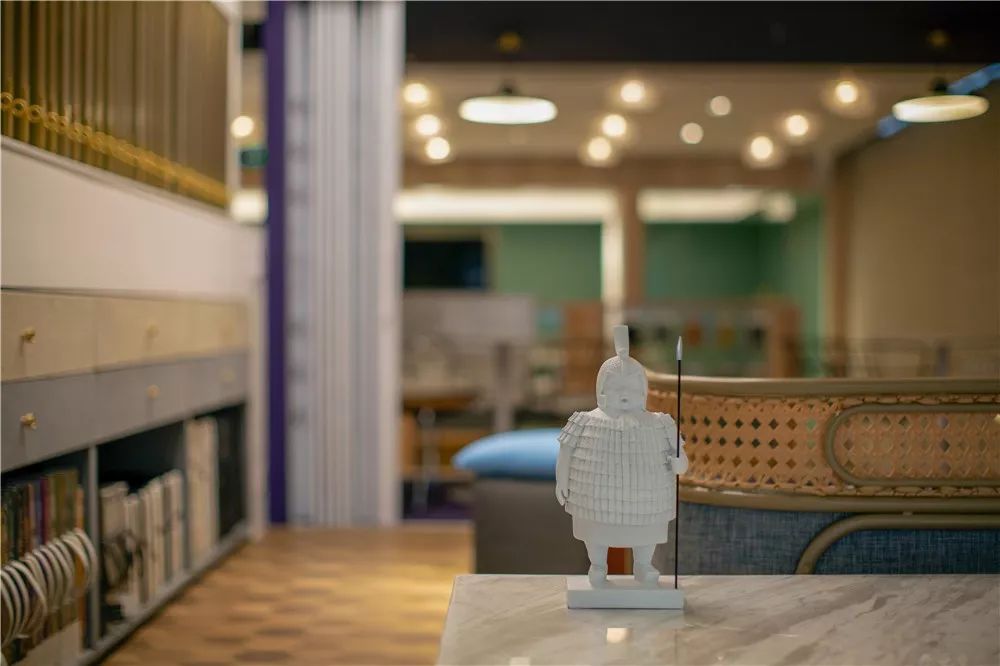 达明·纸间画廊 | 剧场式办公空间,展现品牌活力-45