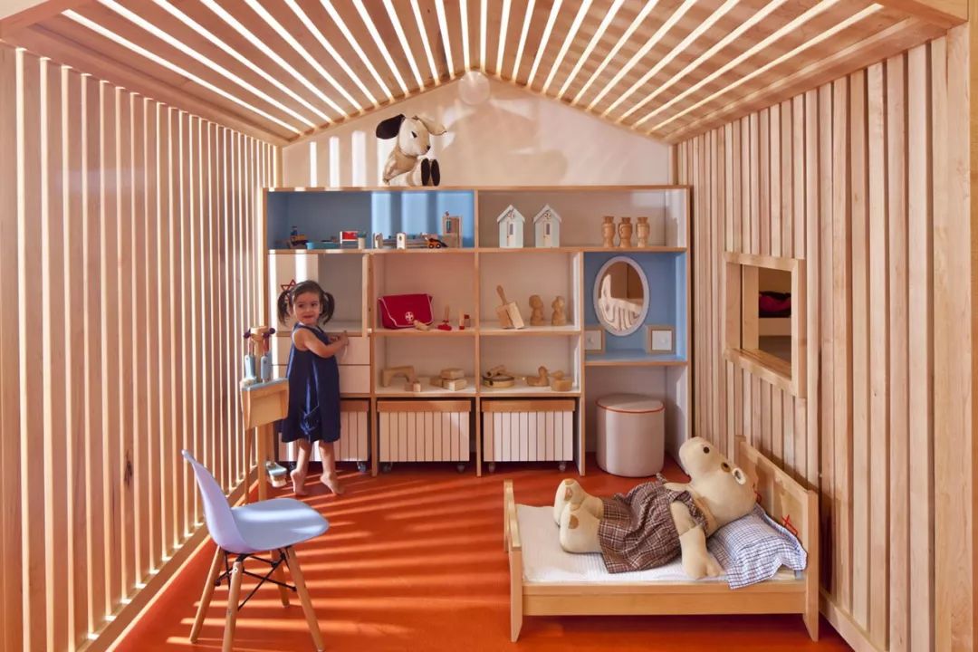 五色斑斓的幼儿园空间设计-48