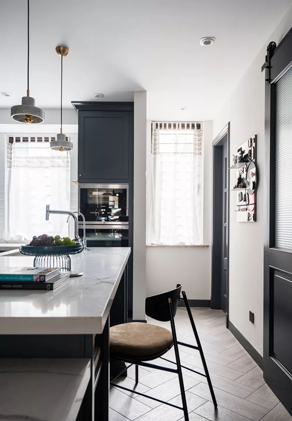 80后辣妈的魔性装修，280㎡摩登现代  韩鸣-21