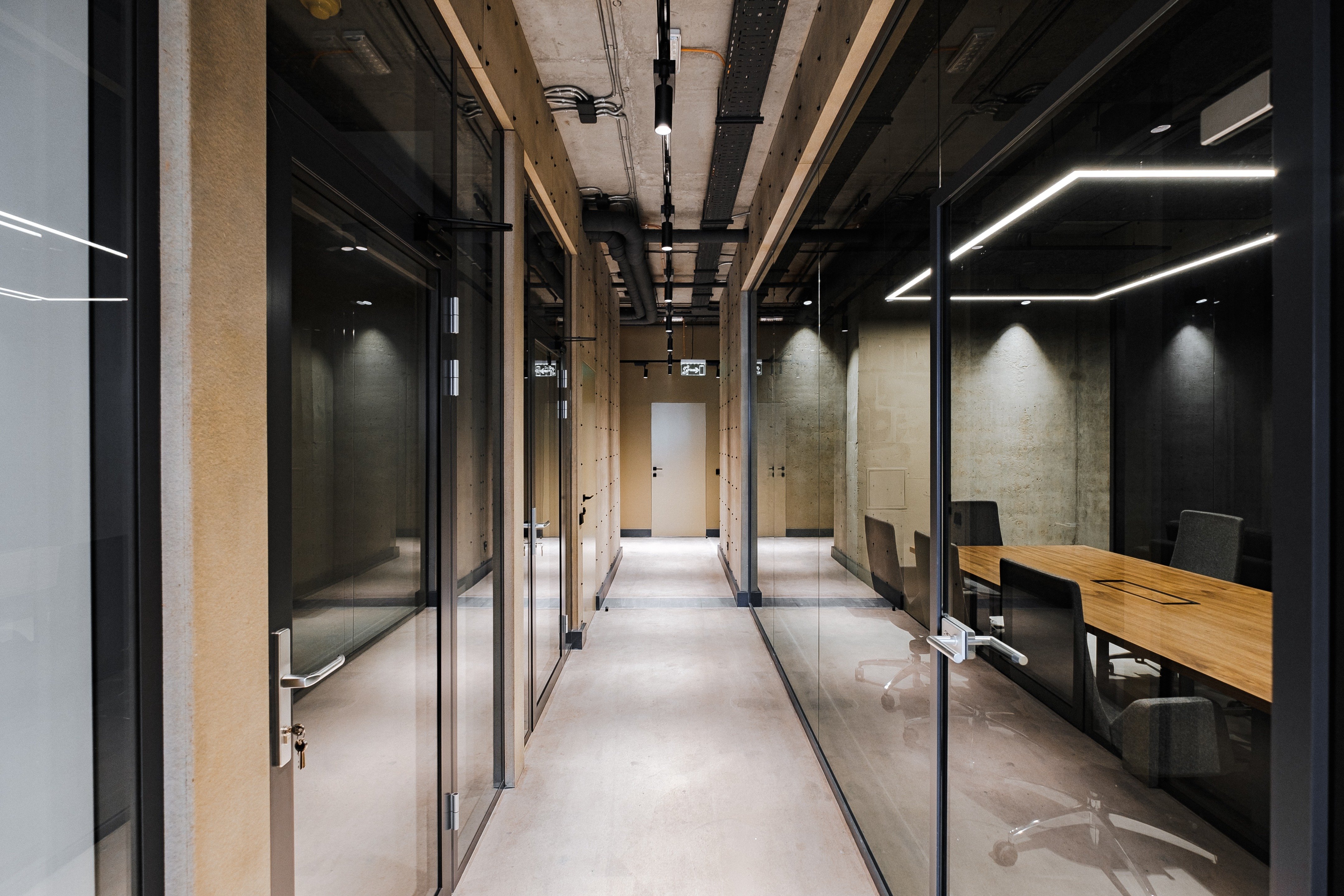 马斯纳维资本办公室丨乌克兰基辅丨loft buro-16