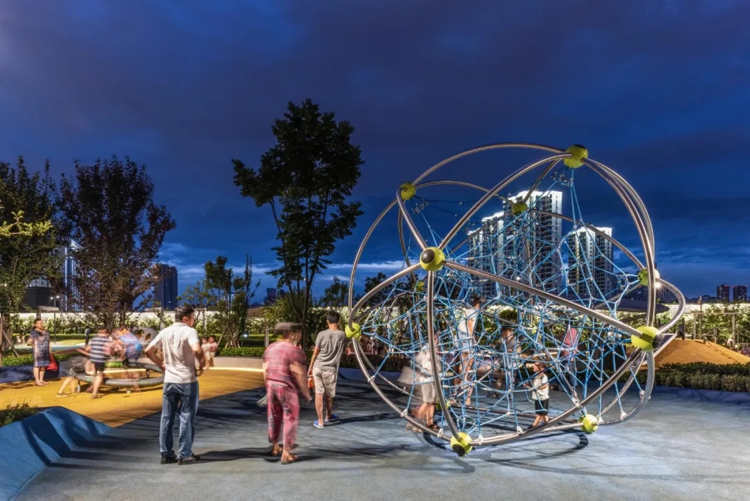 武汉天地壹方北馆周围景观-40