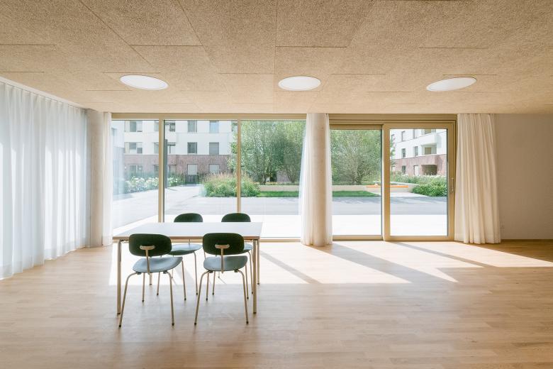 在冰湖旁居住丨德国-32