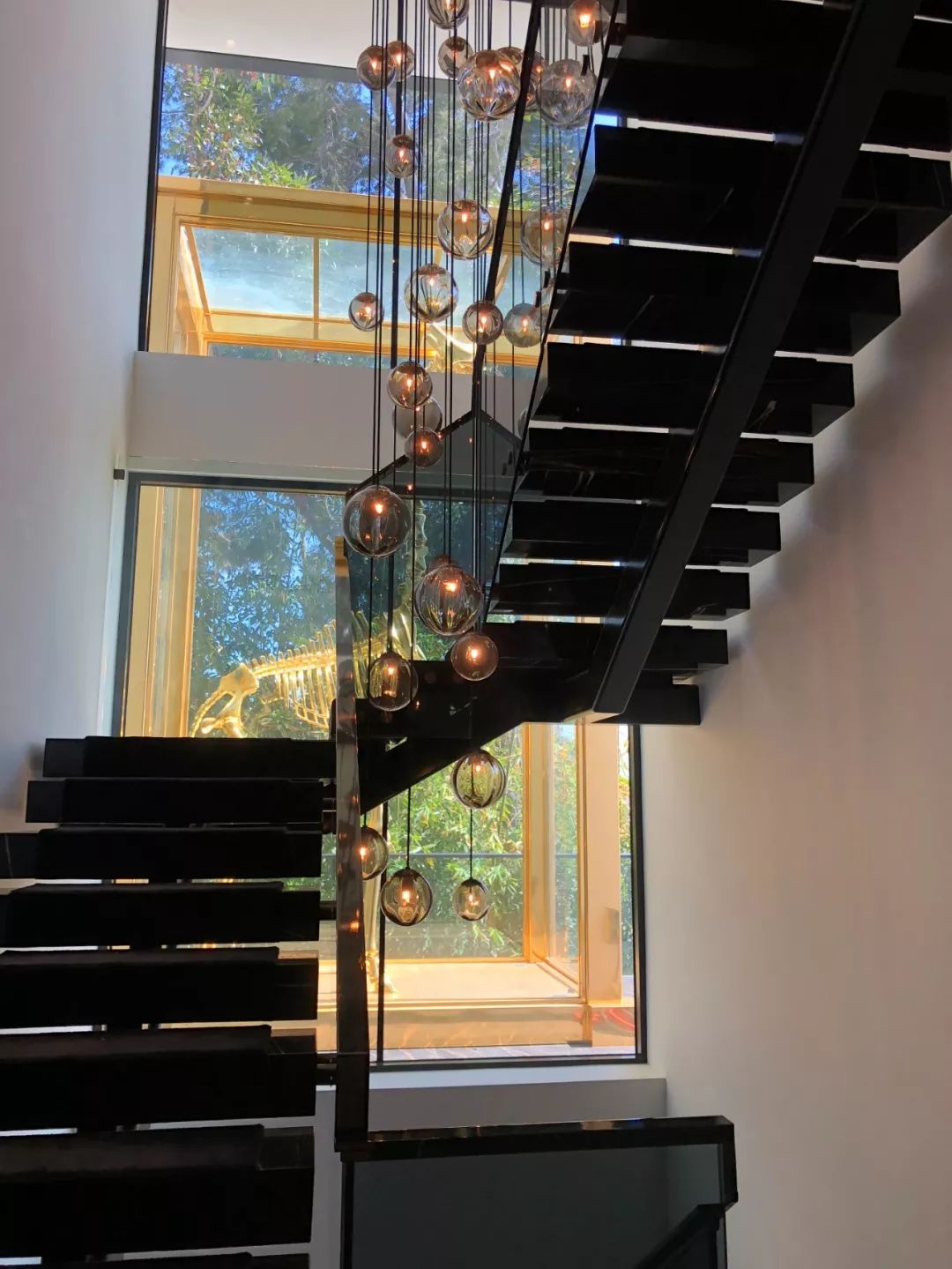 洛杉矶亿元豪宅，精致细节展现高级黑奢华风-34